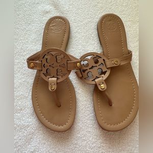 MILLER SOFT SANDAL 💖